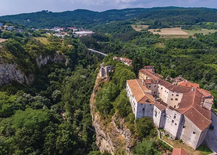 Pet Friendly In Pazin Ferienhaus *