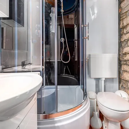 Holiday home Stunning In Pazin With Wifi *