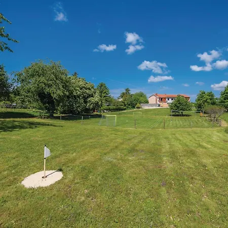 Holiday home Stunning In Pazin With Wifi Heki